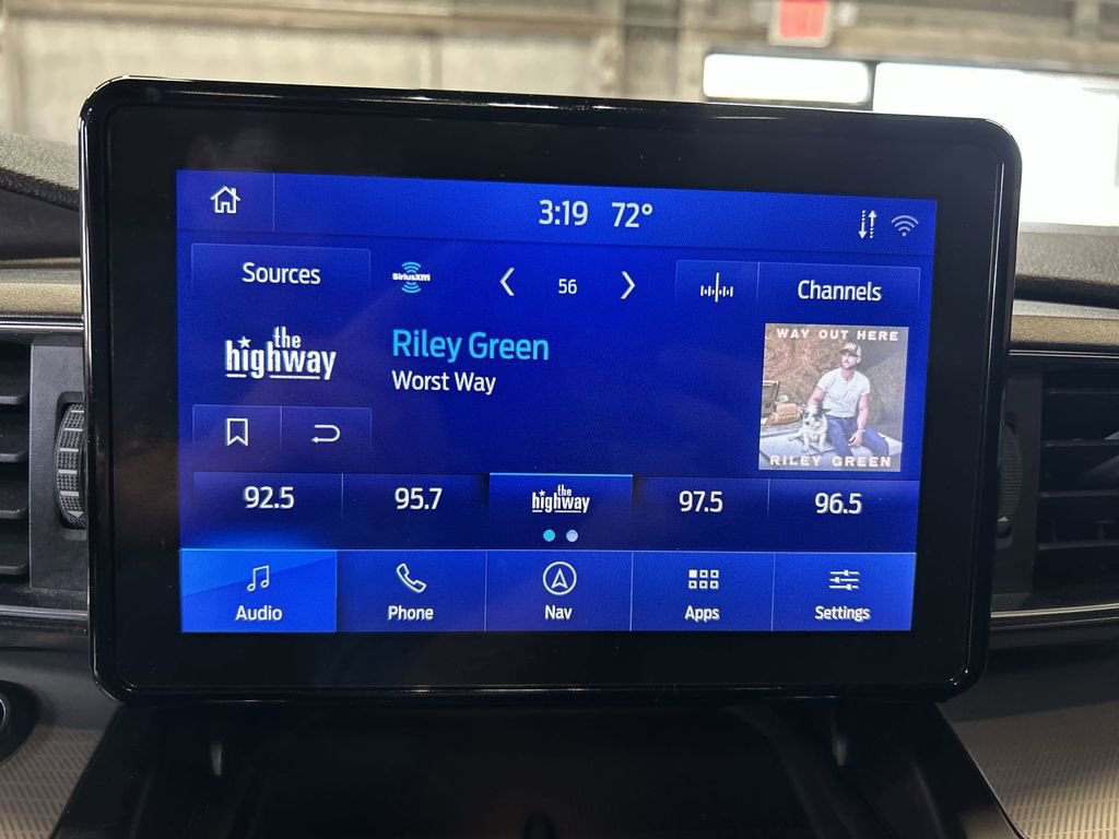 Used 2020 Ford Explorer XLT w/ Equipment Group 202A image 16