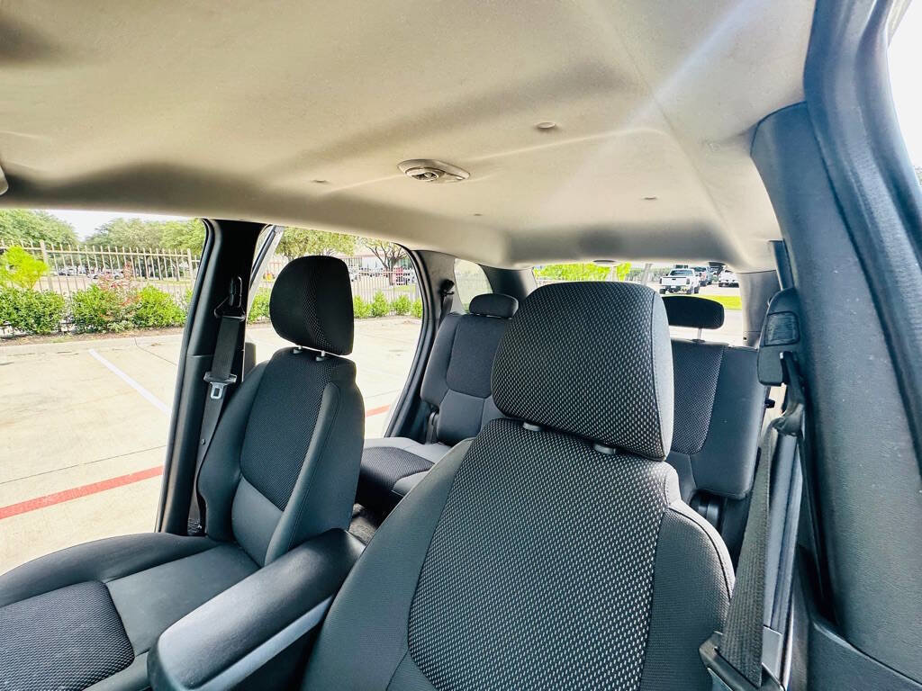 Used 2009 Pontiac Torrent Base 4dr SUV w/ Preferred Package image 12