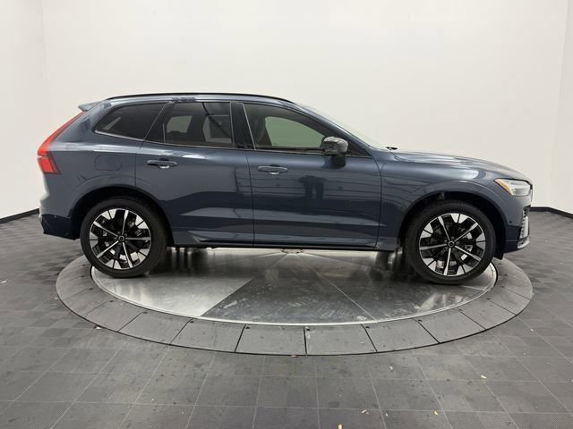 New 2026 Volvo XC60 B5 Plus w/ Protection Package Premier image 8