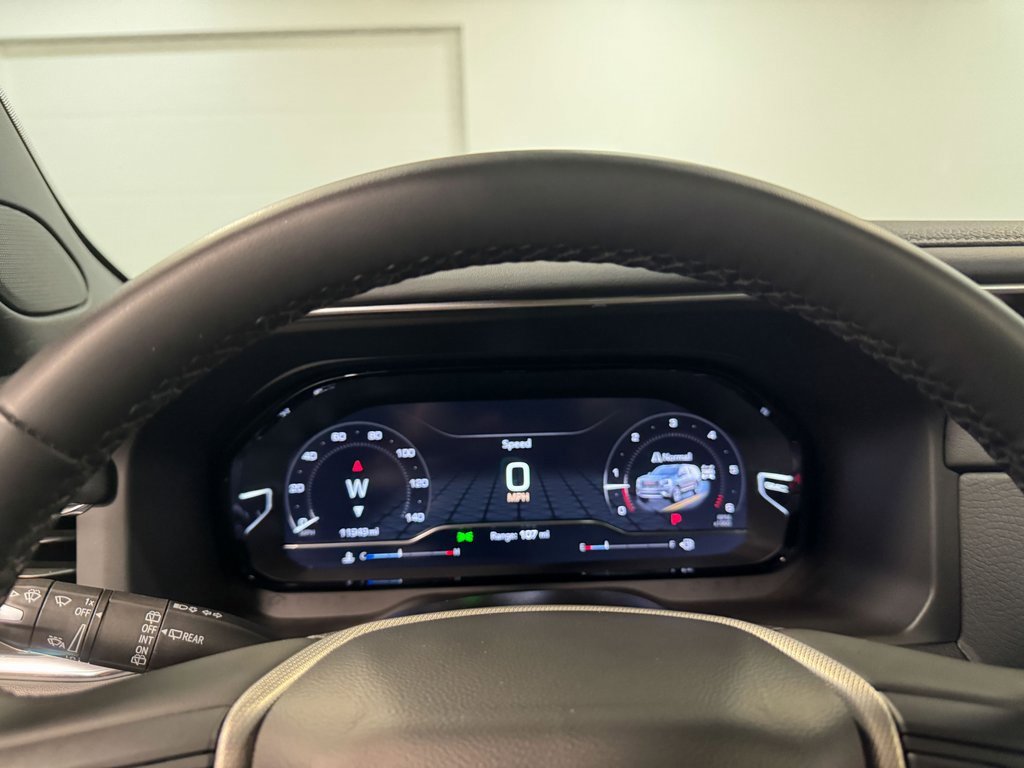 Used 2024 GMC Yukon Denali image 95