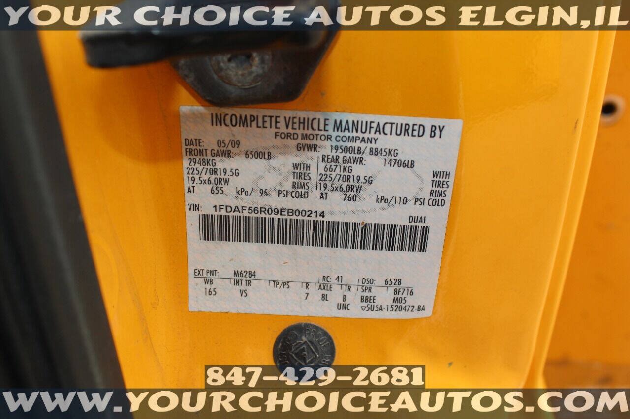 Used 2009 Ford F550 2WD Regular Cab Super Duty image 34