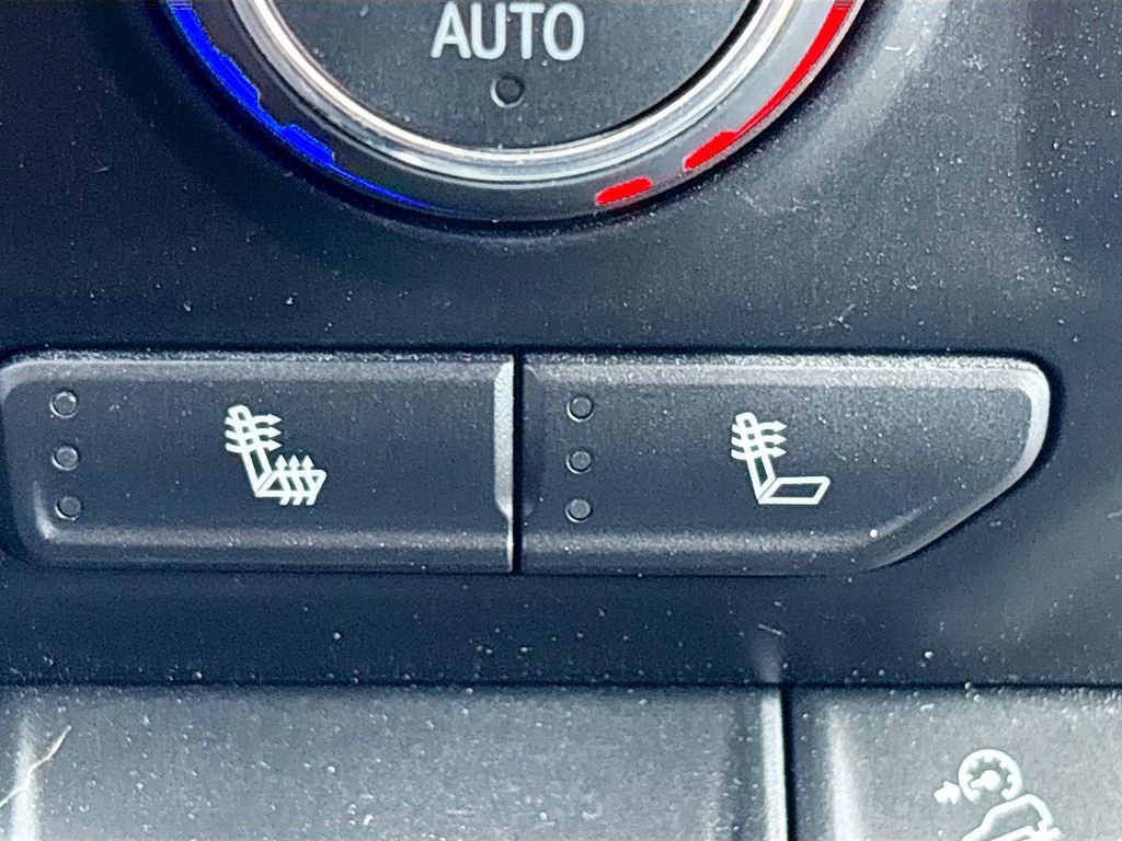 Used 2021 Chevrolet Silverado 1500 LT Trail Boss w/ Bed Protection Package image 19