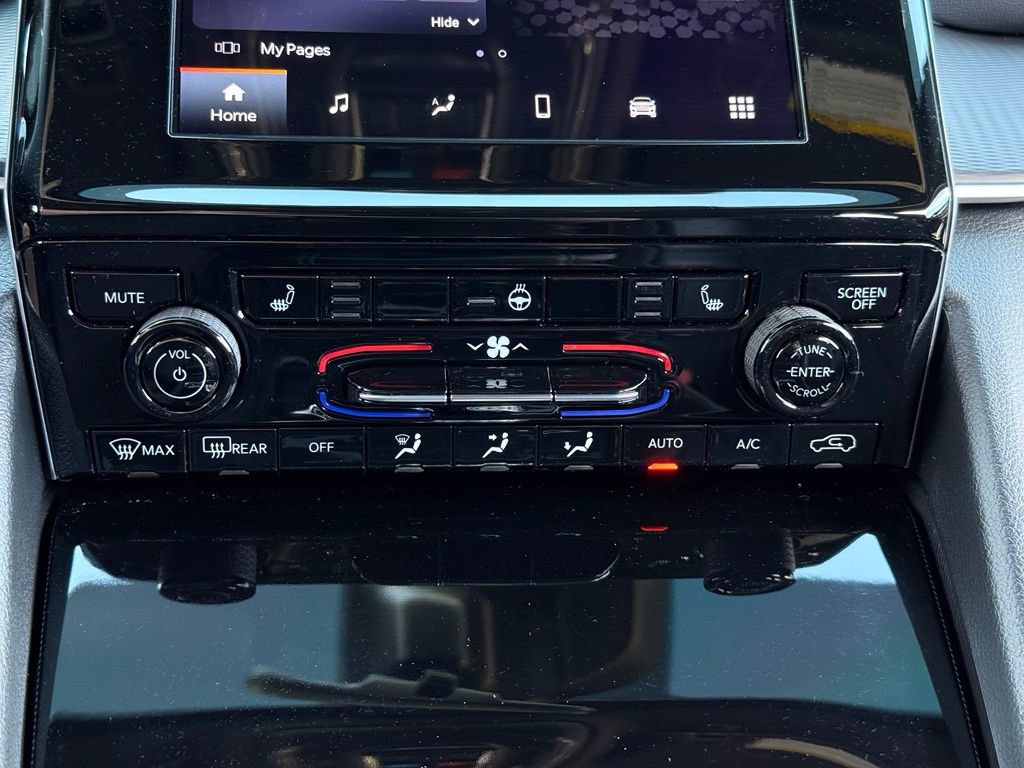 Used 2025 Jeep Grand Cherokee 4WD image 41