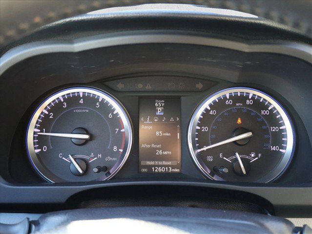 Used 2015 Toyota Highlander XLE AWD/4WD image 14