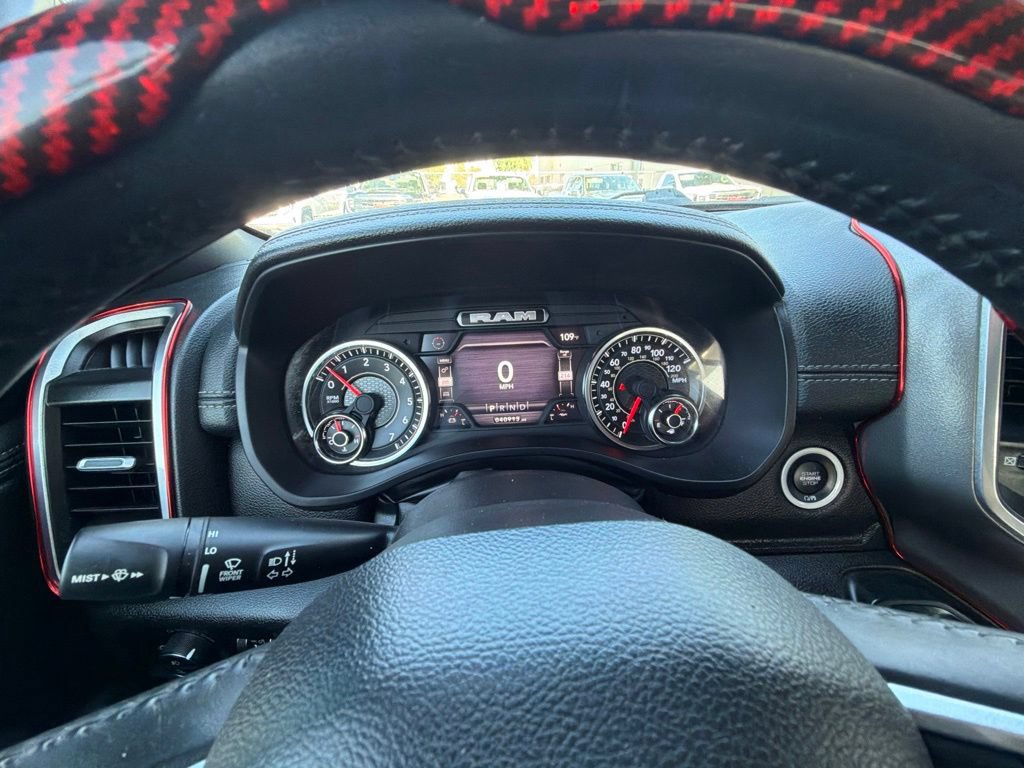 Used 2023 RAM 1500 Laramie AWD/4WD image 5