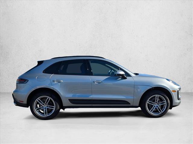 Used 2022 Porsche Macan image 4