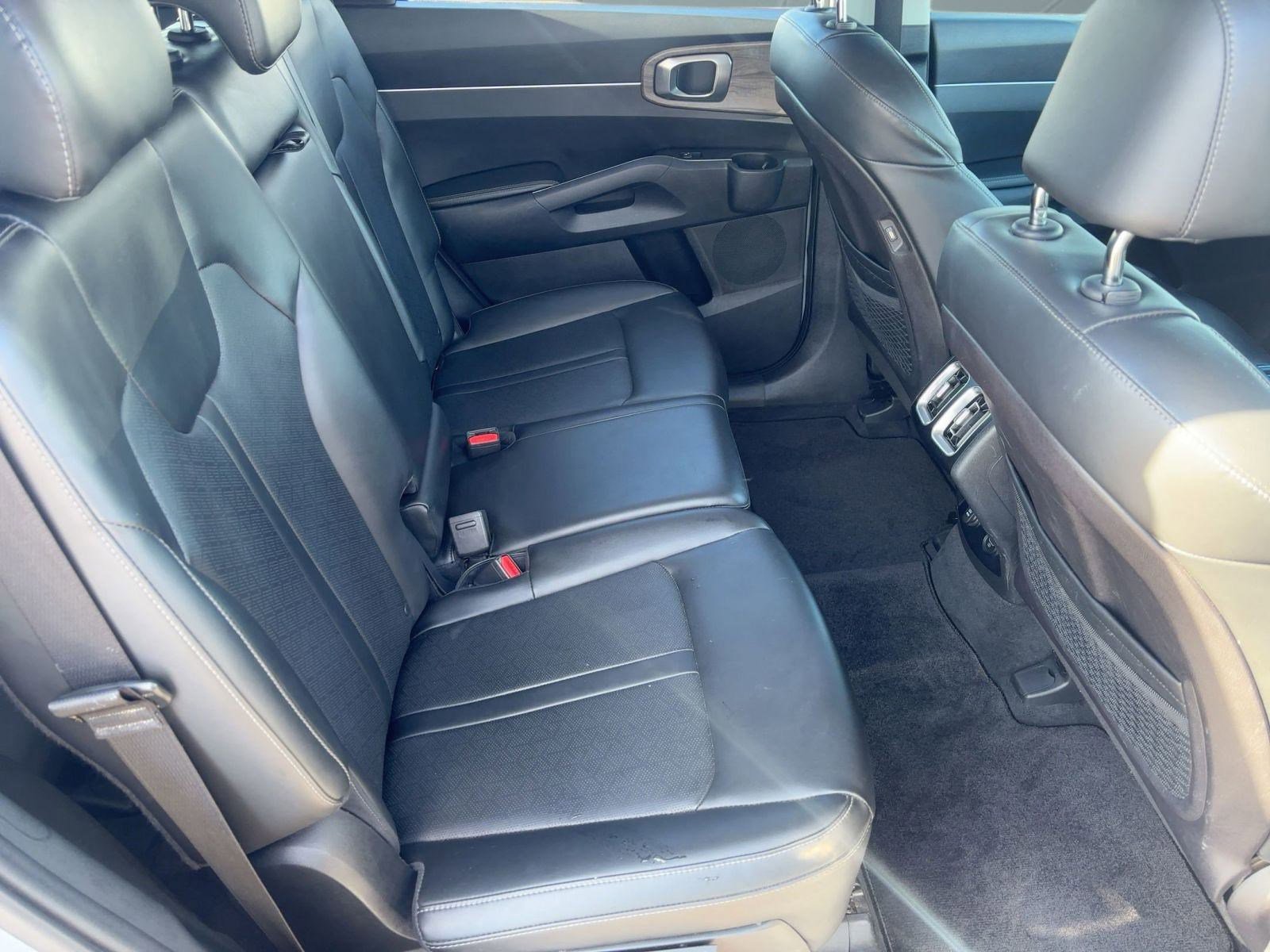 Used 2022 Kia Sorento S w/ Panoramic Sunroof Package image 30