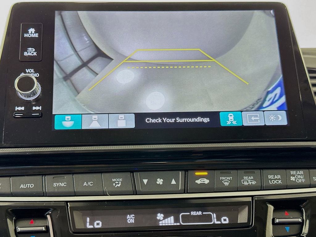 Used 2026 Honda Odyssey Touring image 17
