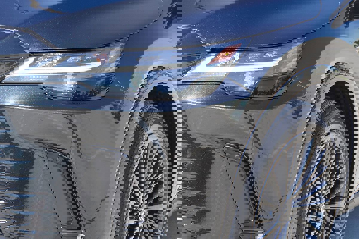 Used 2024 Lexus RX 350 Premium w/ Convenience Package image 2