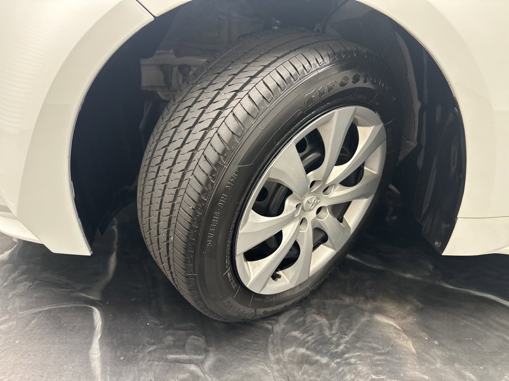 Used 2023 Toyota Corolla LE image 28