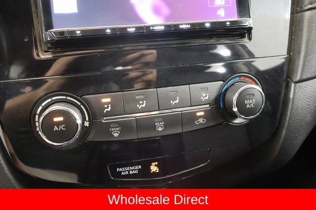 Used 2017 Nissan Rogue S AWD/4WD image 24
