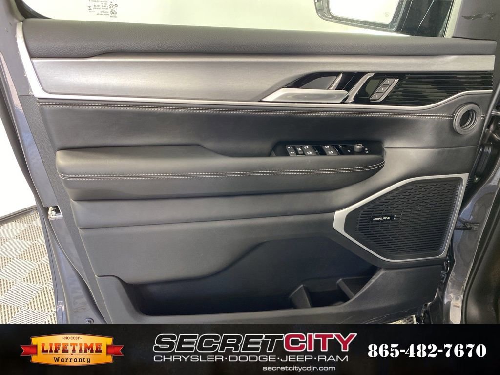 New 2026 Jeep Grand Wagoneer 4WD image 12