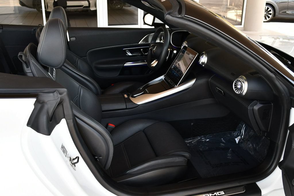 Used 2024 Mercedes-Benz SL 55 AMG 4MATIC image 67