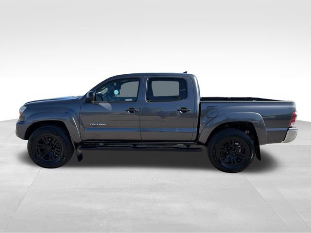 Used 2015 Toyota Tacoma 4x4 Double Cab w/ SR5 Package image 4