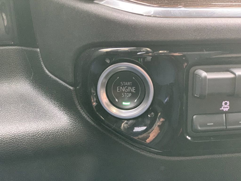 Certified 2025 Chevrolet Silverado 1500 LT image 14