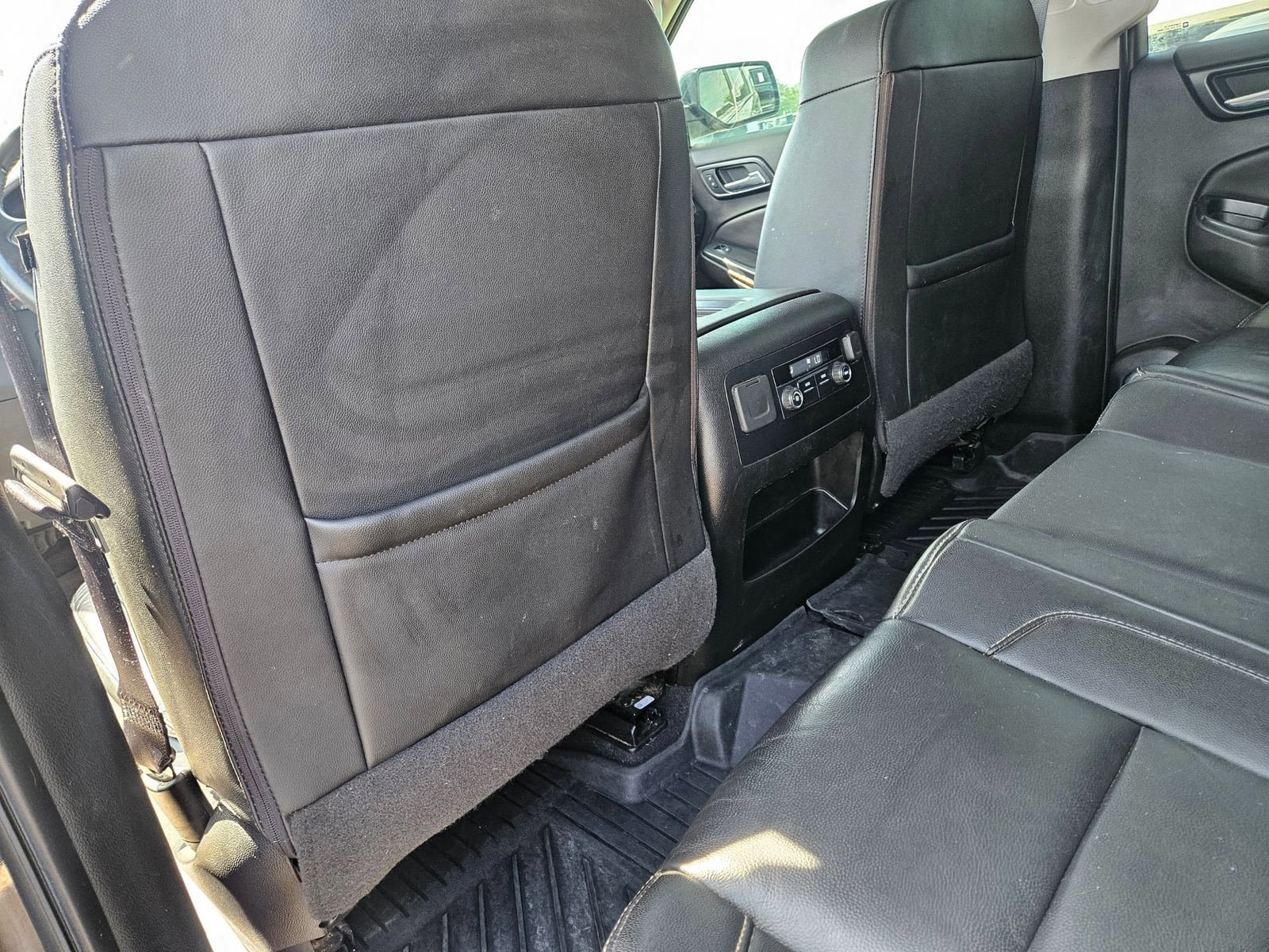 Used 2020 Chevrolet Tahoe LT w/ Z71 Midnight Edition AWD/4WD image 24