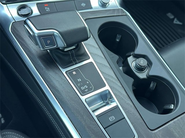 Used 2023 Audi A6 Premium Plus w/ Premium Plus Package image 32