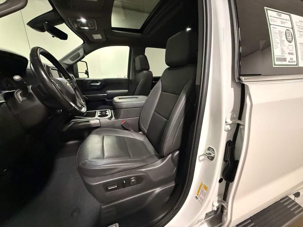 Used 2021 Chevrolet Silverado 1500 LTZ w/ LTZ Premium Package AWD/4WD image 12