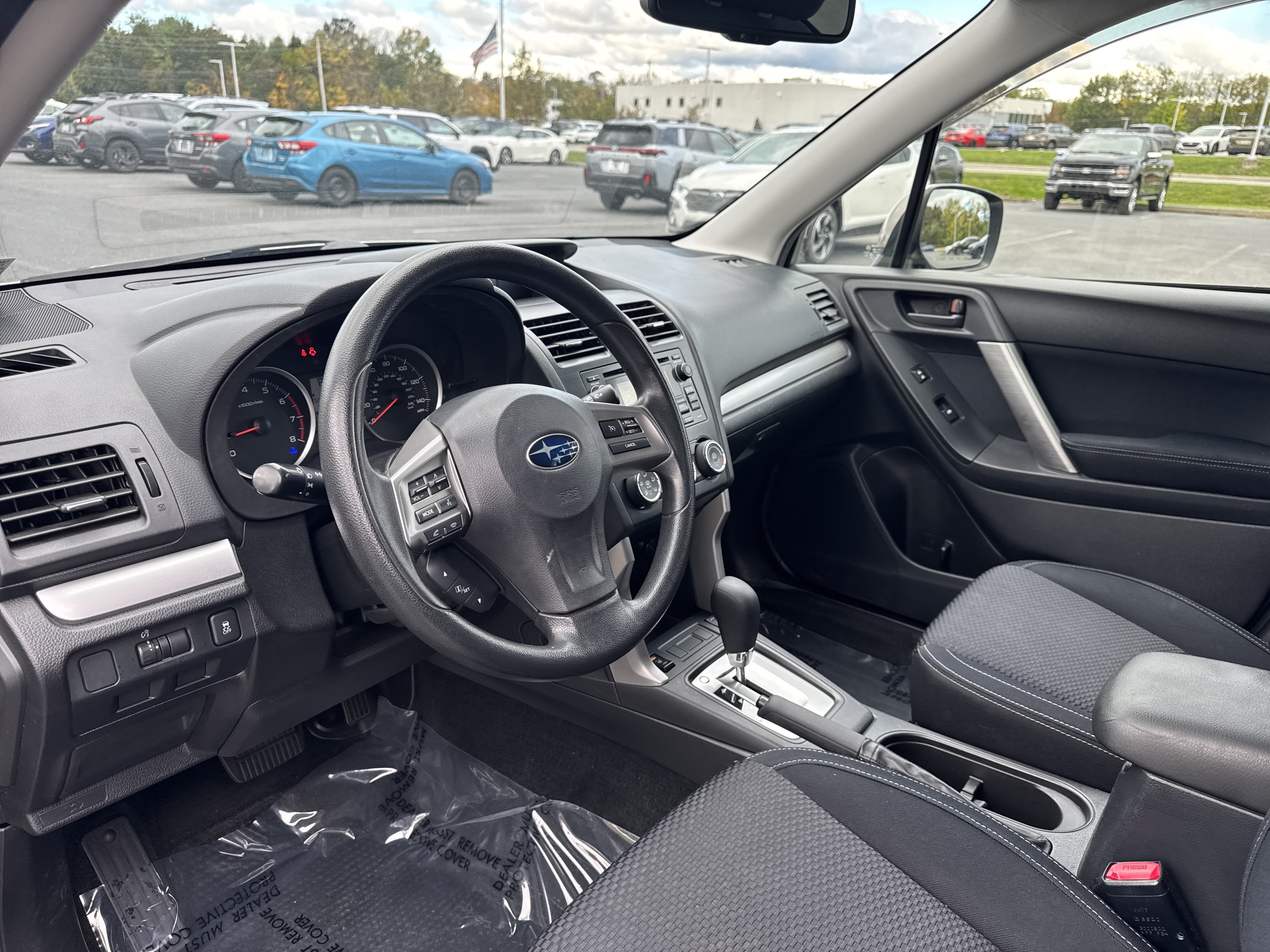 Used 2015 Subaru Forester 2.5i Premium w/ Protection Package #1 AWD/4WD image 4