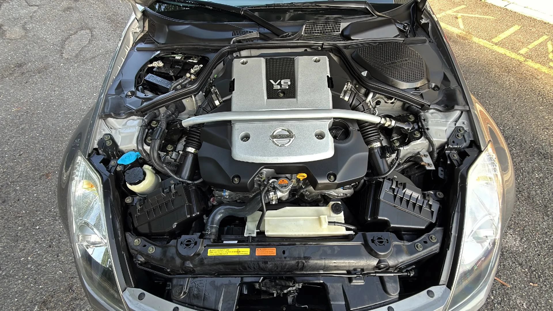 Used 2007 Nissan 350Z Touring RWD image 42