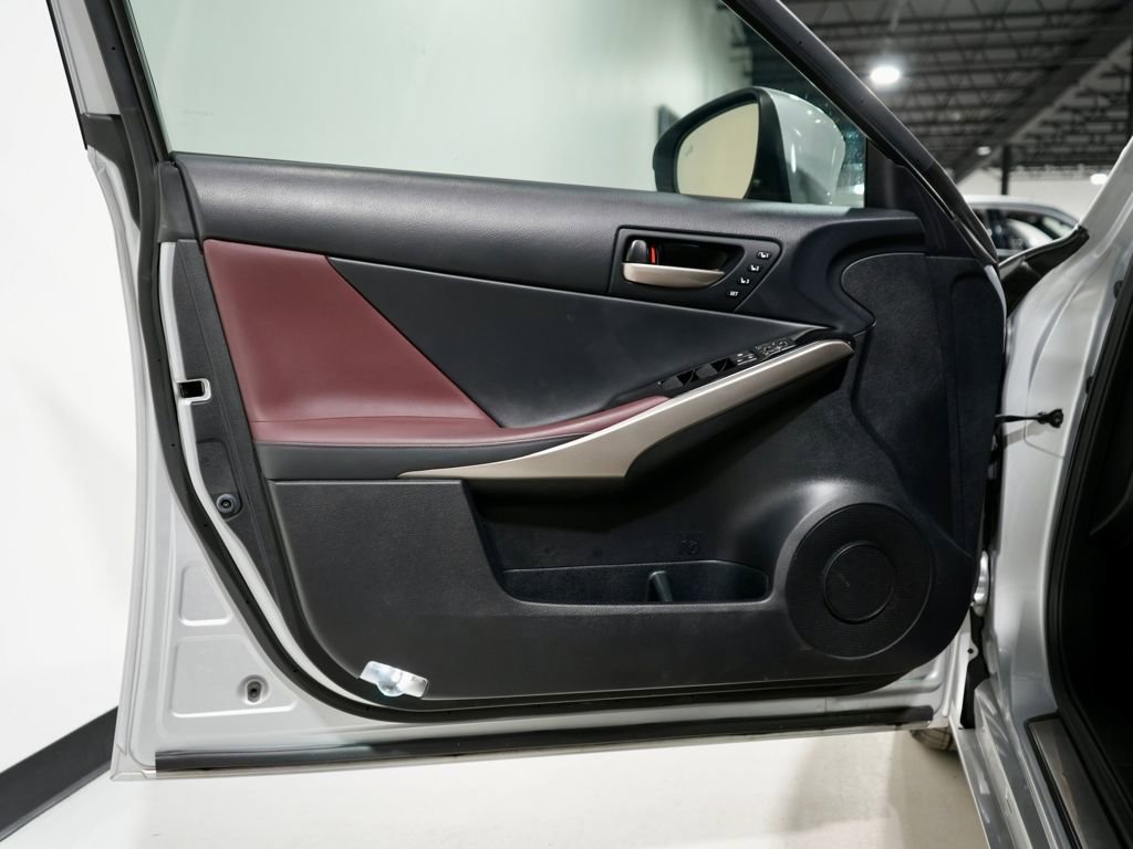 Used 2018 Lexus IS 300 300 w/ Comfort Package image 14