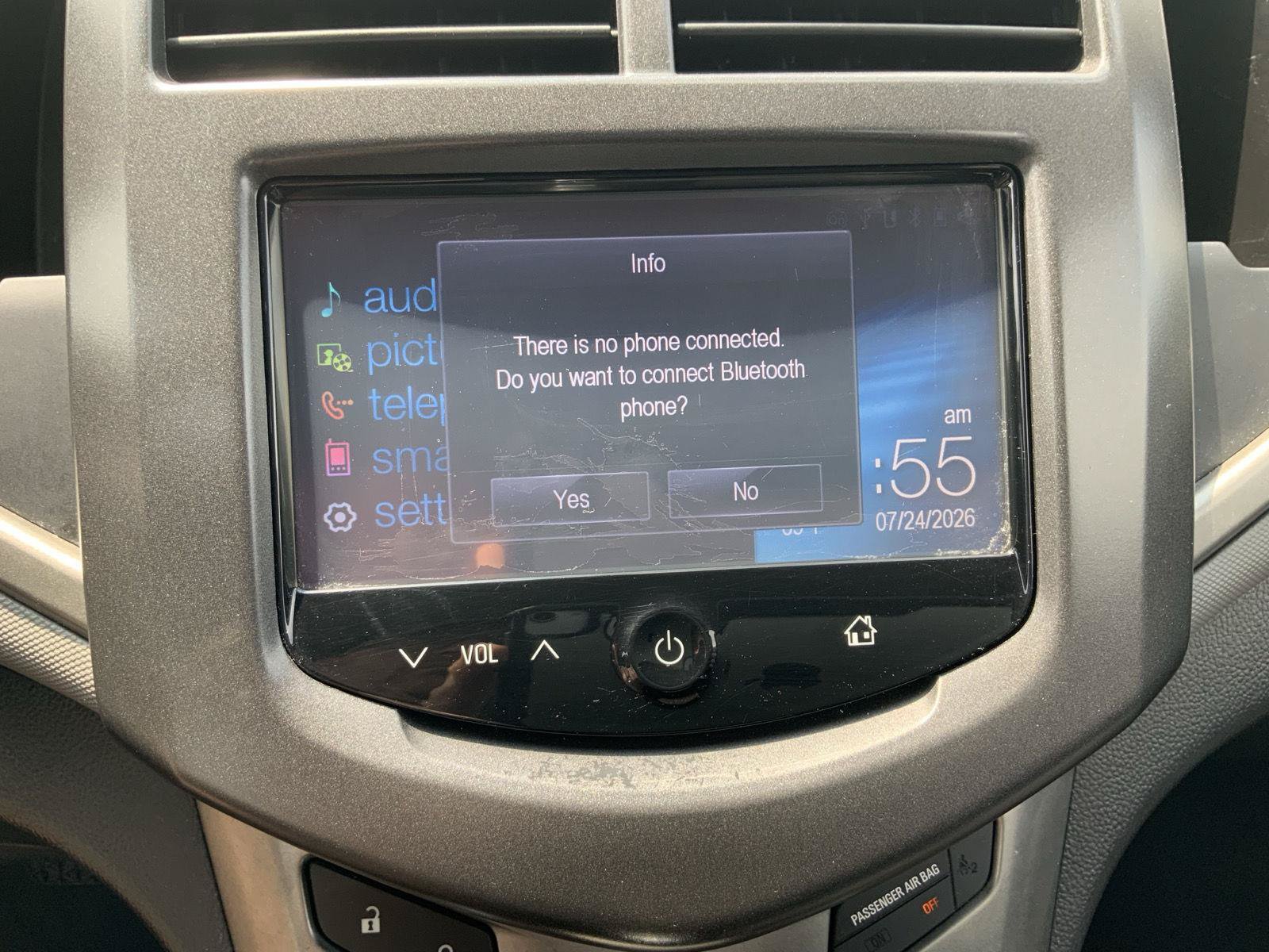 Used 2015 Chevrolet Sonic LT FWD image 30