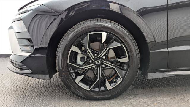 Used 2025 Hyundai Sonata SEL FWD image 29