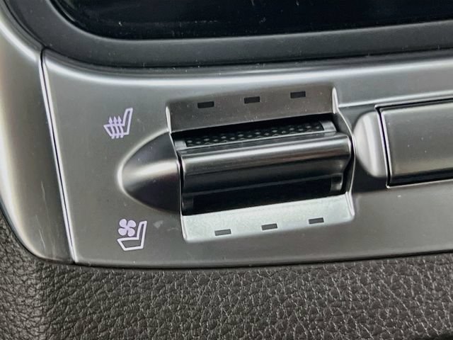New 2027 Kia Carnival SX w/ Dark Edition Package FWD image 21