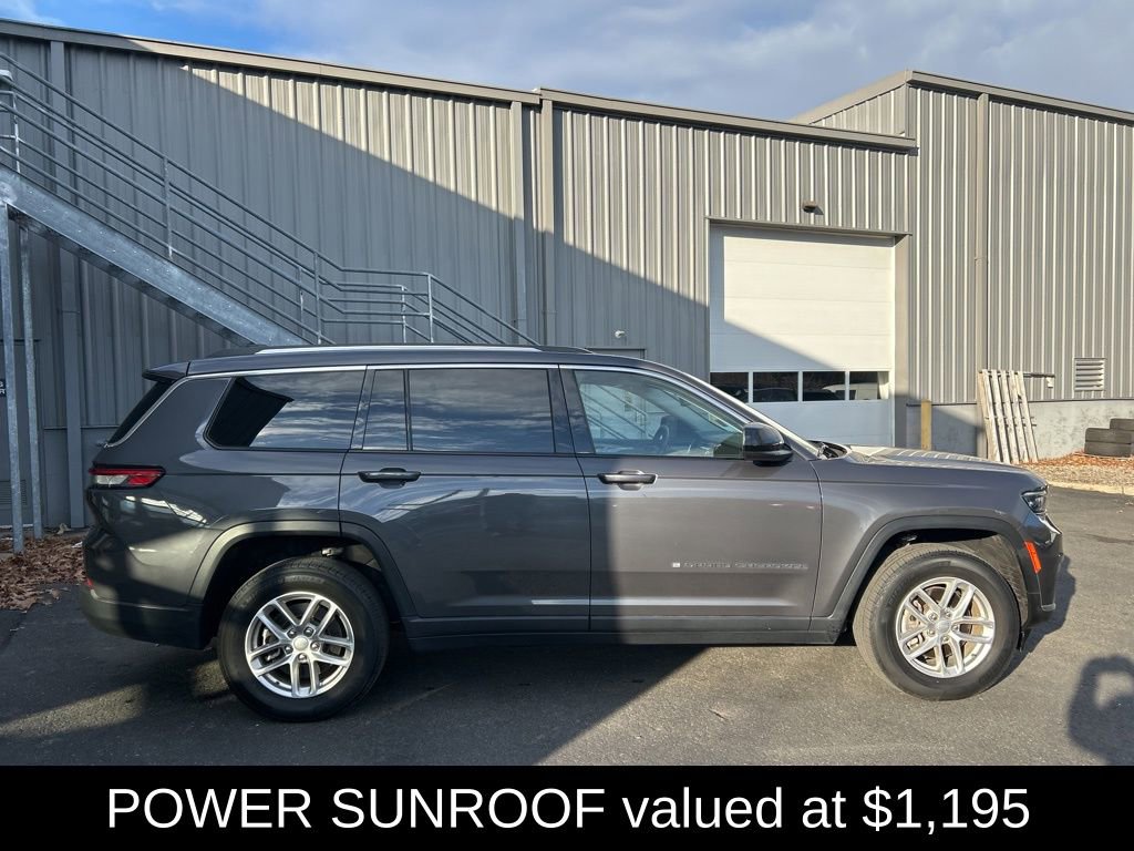 Used 2022 Jeep Grand Cherokee L Laredo w/ Luxury Tech Group I image 2