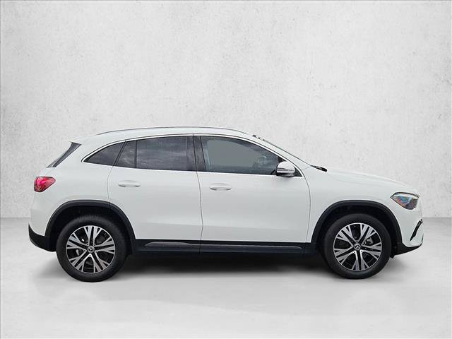 Used 2025 Mercedes-Benz GLA 250 4MATIC video 4