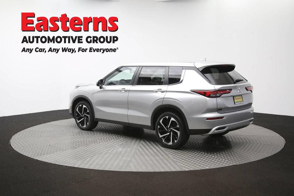Used 2024 Mitsubishi Outlander SE AWD/4WD image 63
