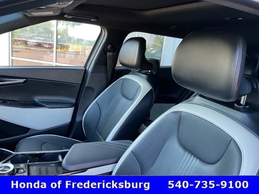Used 2023 Kia EV6 GT-Line AWD/4WD image 31