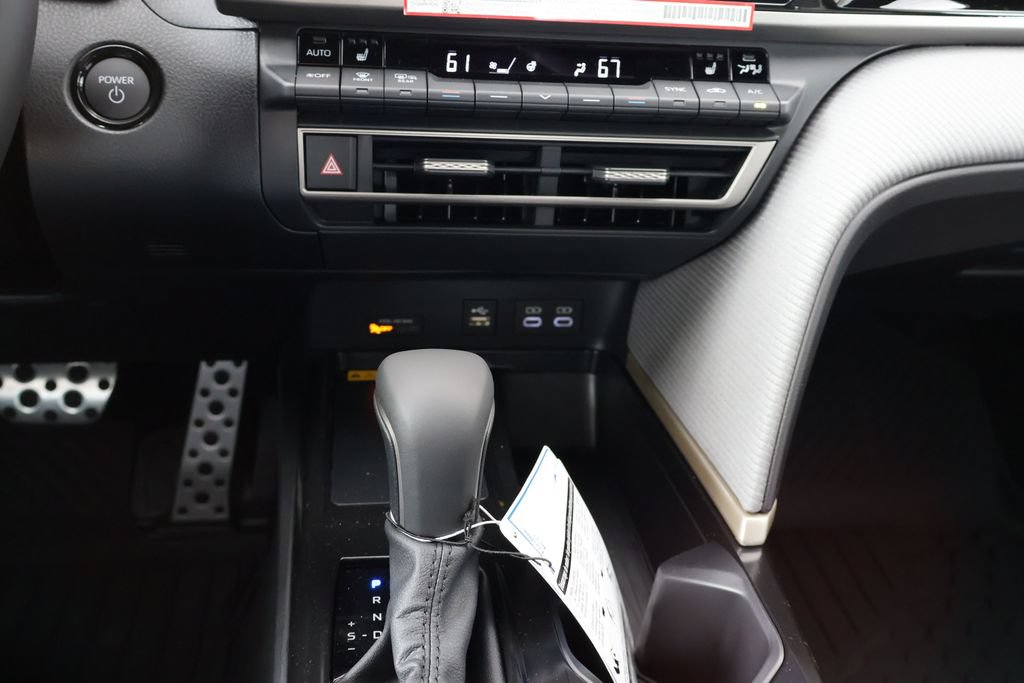 New 2026 Toyota Camry SE AWD/4WD image 34