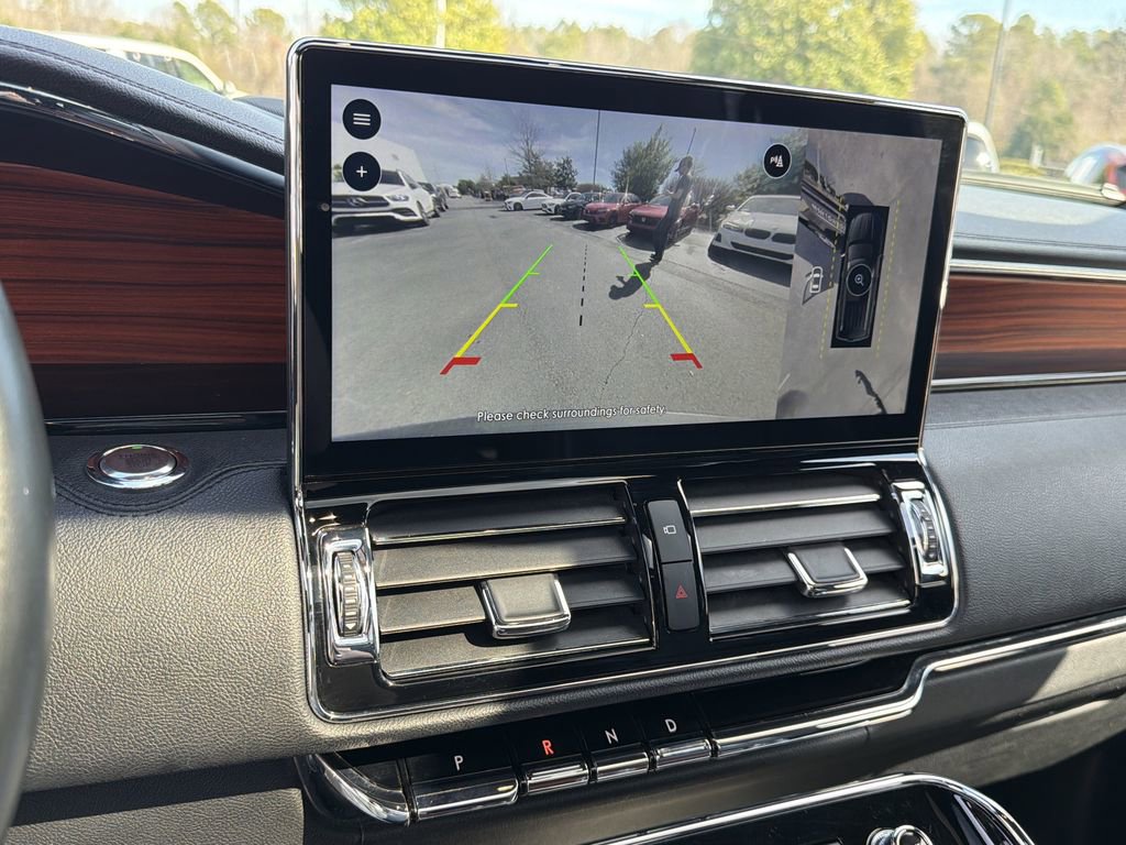 Used 2024 Lincoln Navigator Reserve image 38