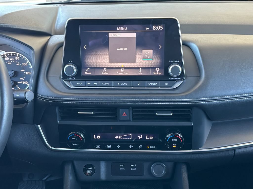 Used 2025 Nissan Rogue SV AWD/4WD image 13