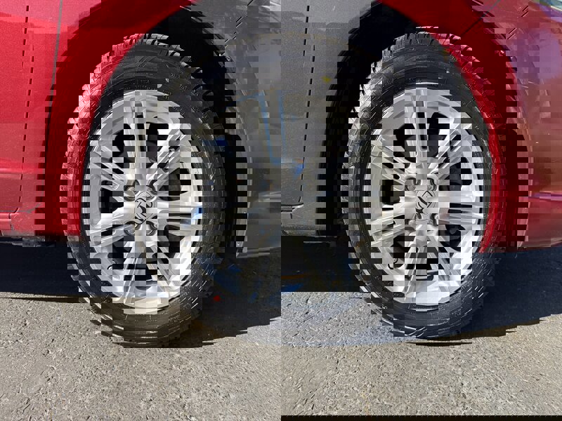 Used 2010 Honda Insight EX image 21