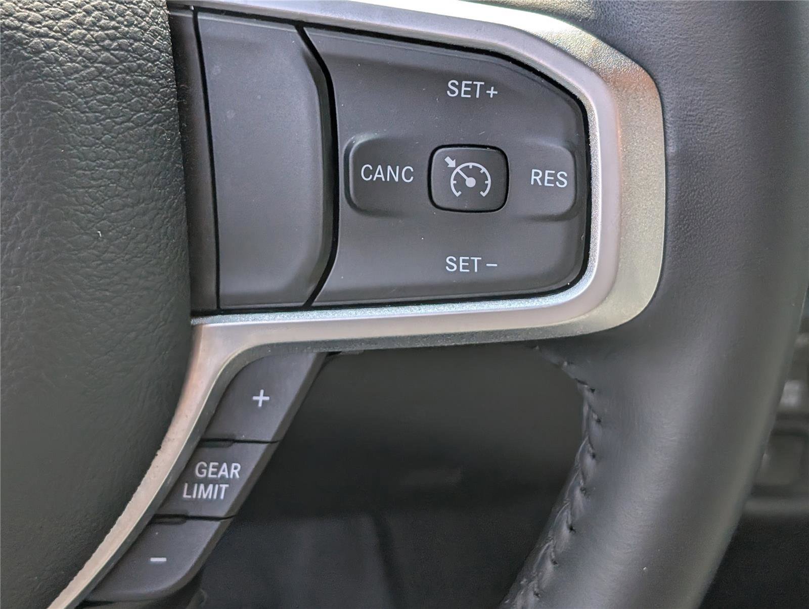 Used 2022 RAM 1500 Big Horn AWD/4WD image 21