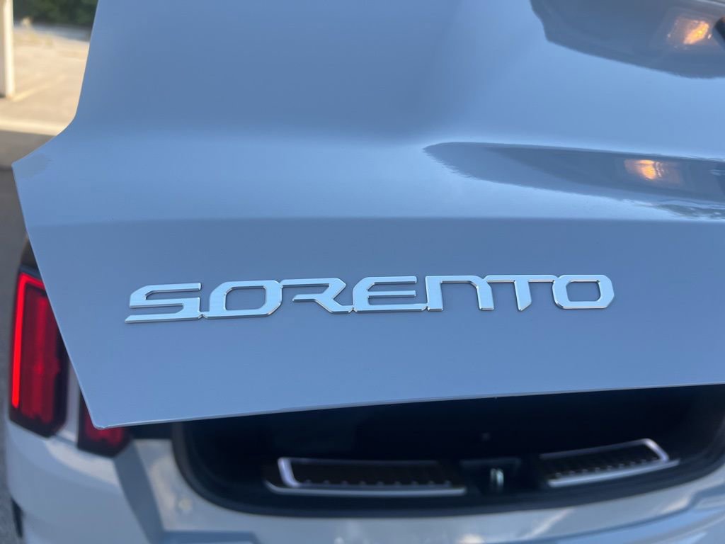 Certified 2023 Kia Sorento SX image 34