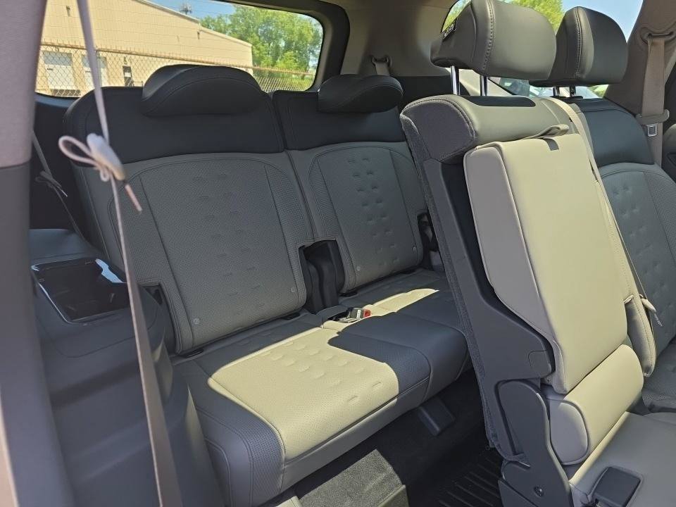 Certified 2024 Kia EV9 Wind AWD/4WD image 9