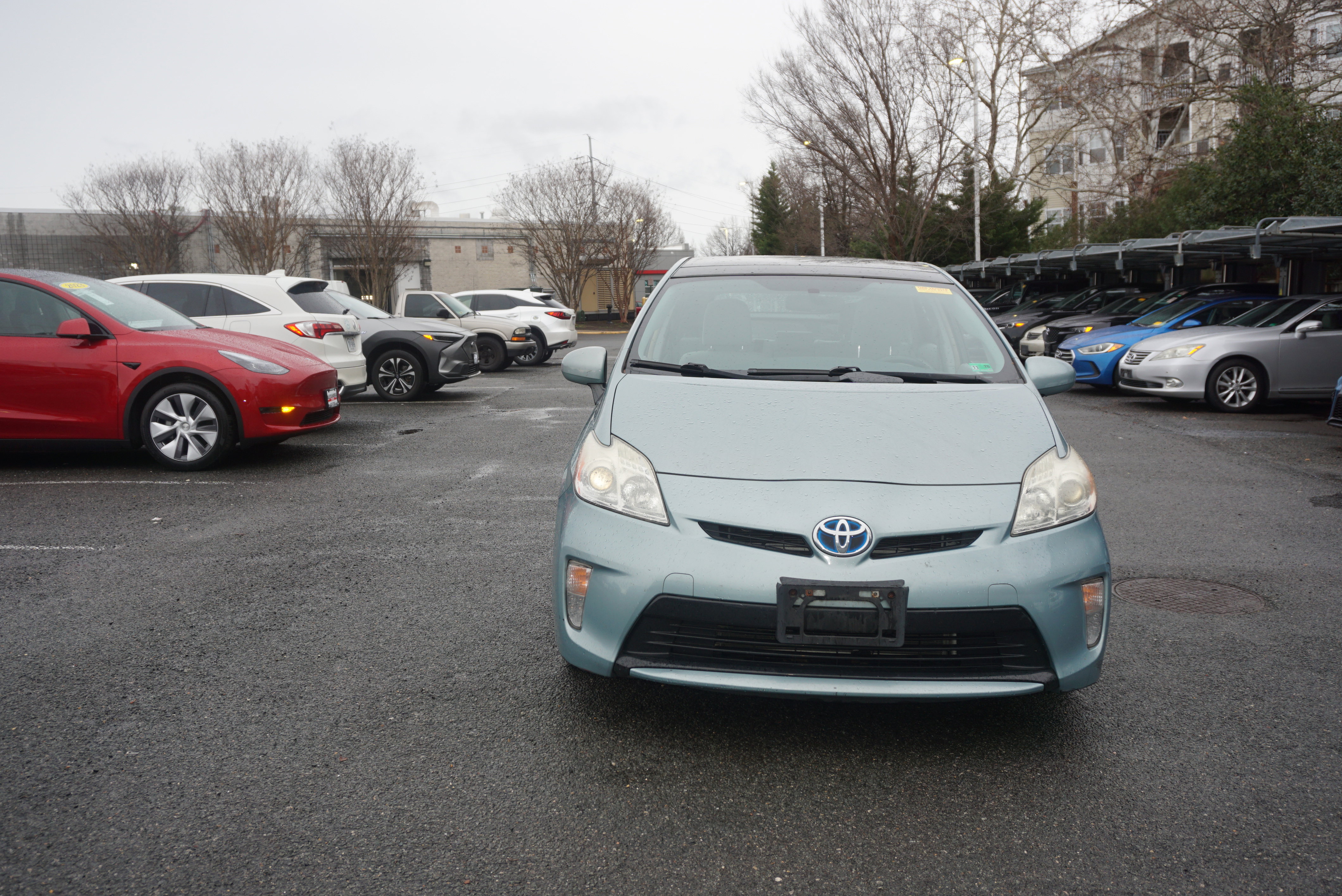 Used 2014 Toyota Prius Three w/ Solar Roof Package image 2