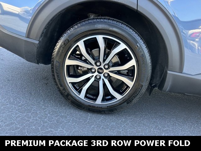 Used 2025 Ford Explorer ST-Line w/ Premium Package image 7