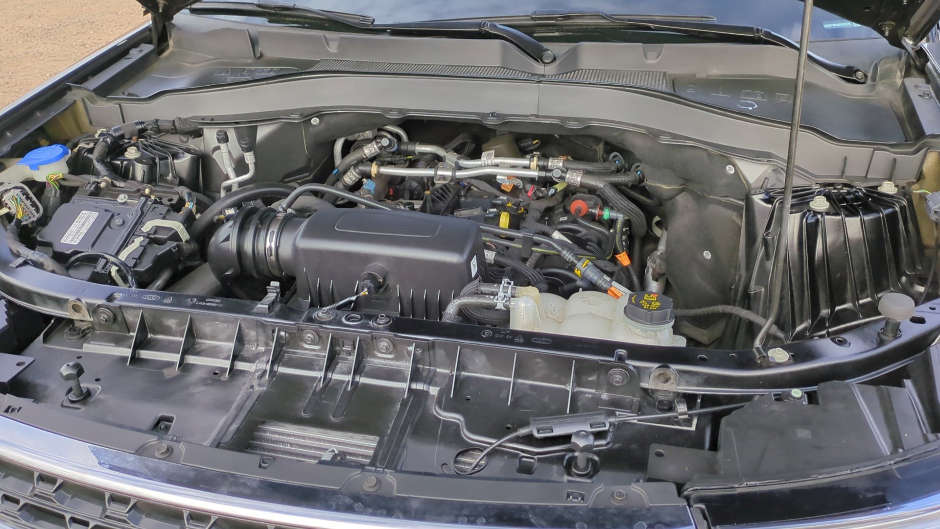 Used 2022 Ford Explorer XLT image 32