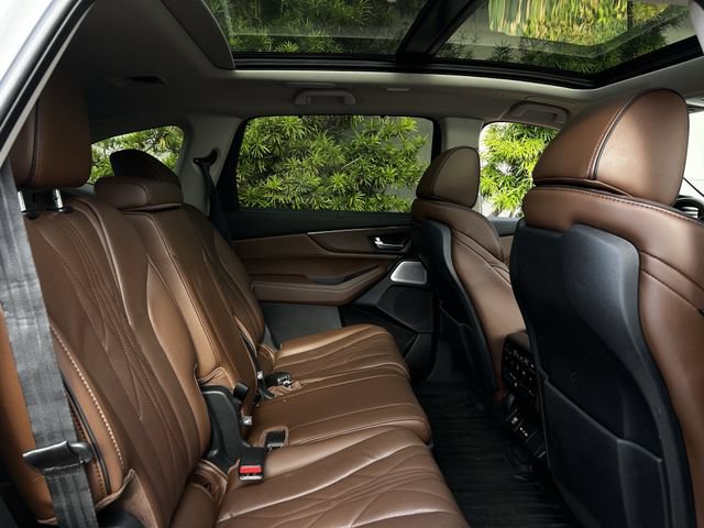 Certified 2025 Acura MDX SH-AWD w/ Advance Package image 31