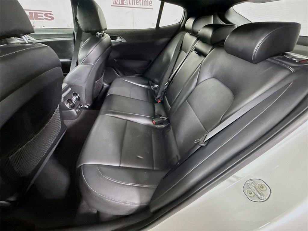 Used 2021 Kia Stinger GT image 26