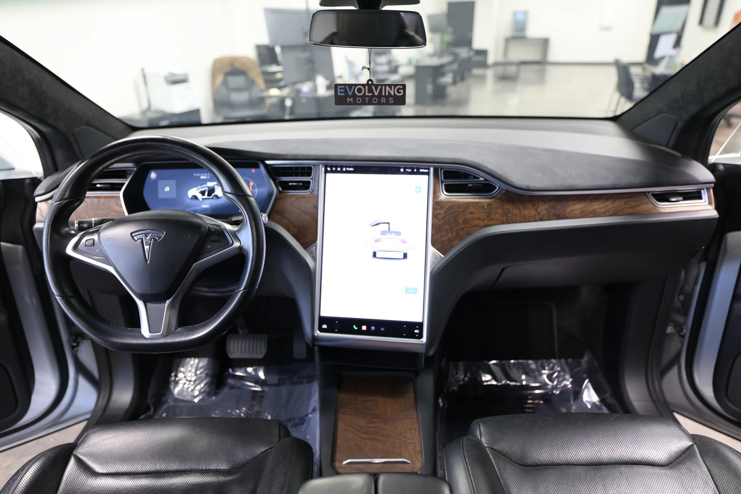 Used 2017 Tesla Model X 90D AWD/4WD image 22