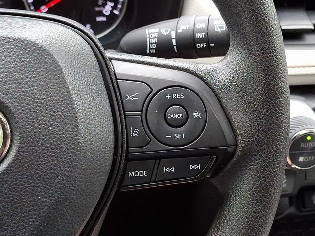 Used 2022 Toyota RAV4 XLE w/ Convenience Package AWD/4WD image 22