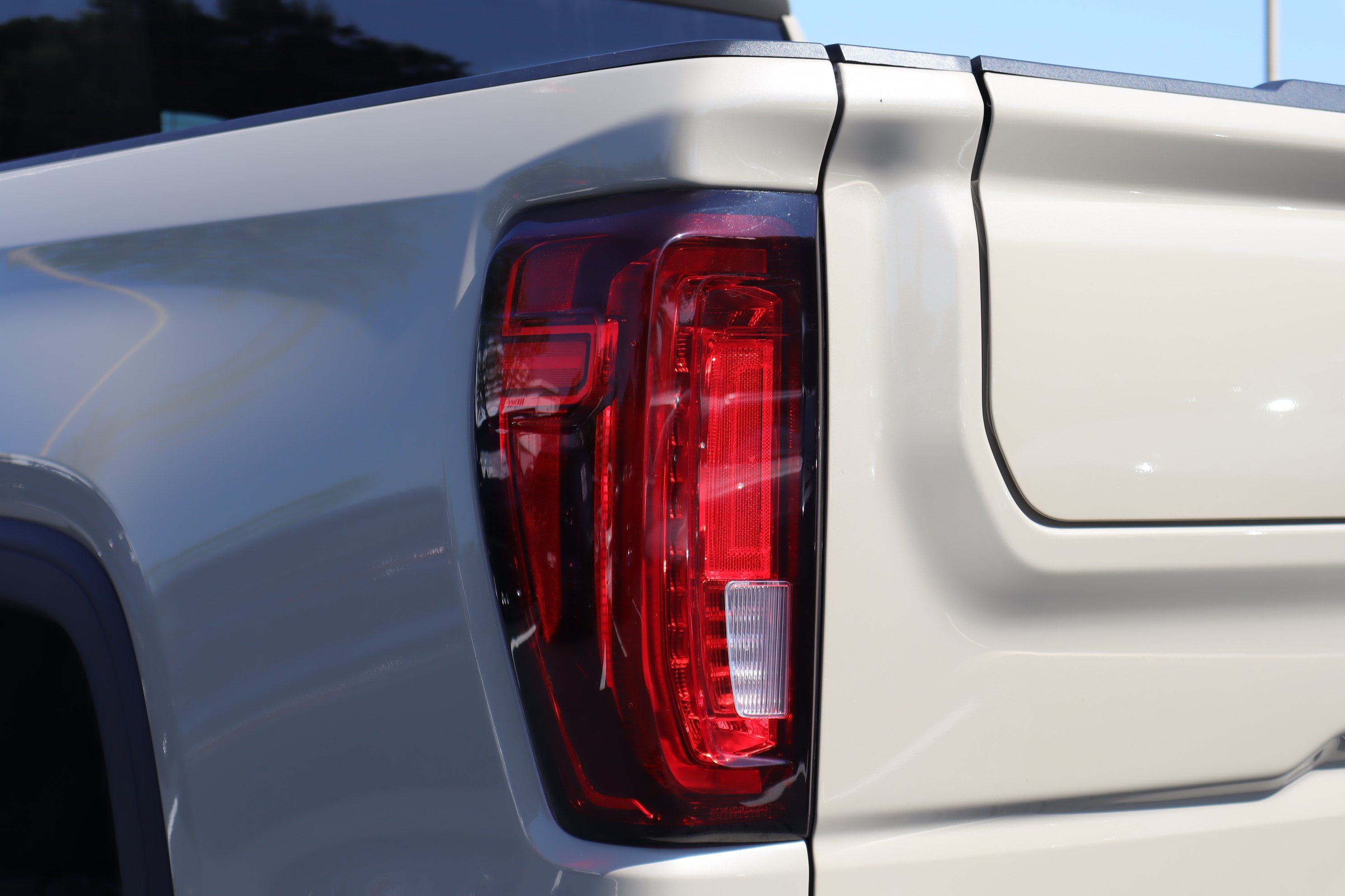 Used 2022 GMC Sierra 1500 AT4 AWD/4WD image 32
