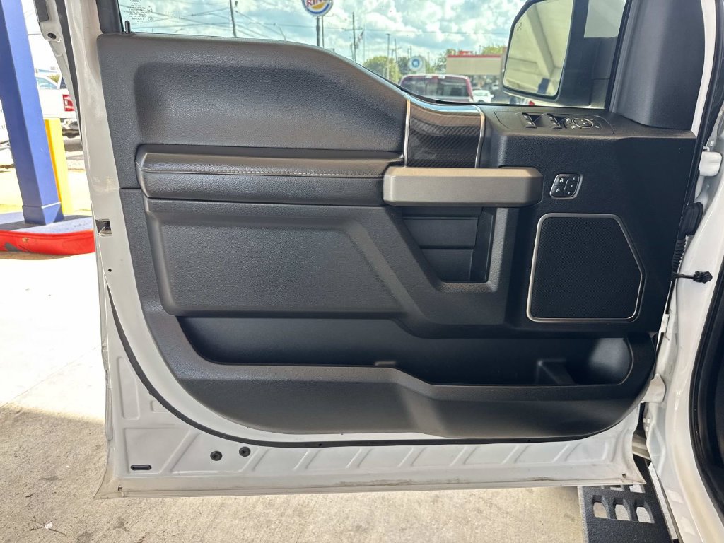 Used 2018 Ford F150 Raptor w/ Equipment Group 802A Luxury AWD/4WD image 21