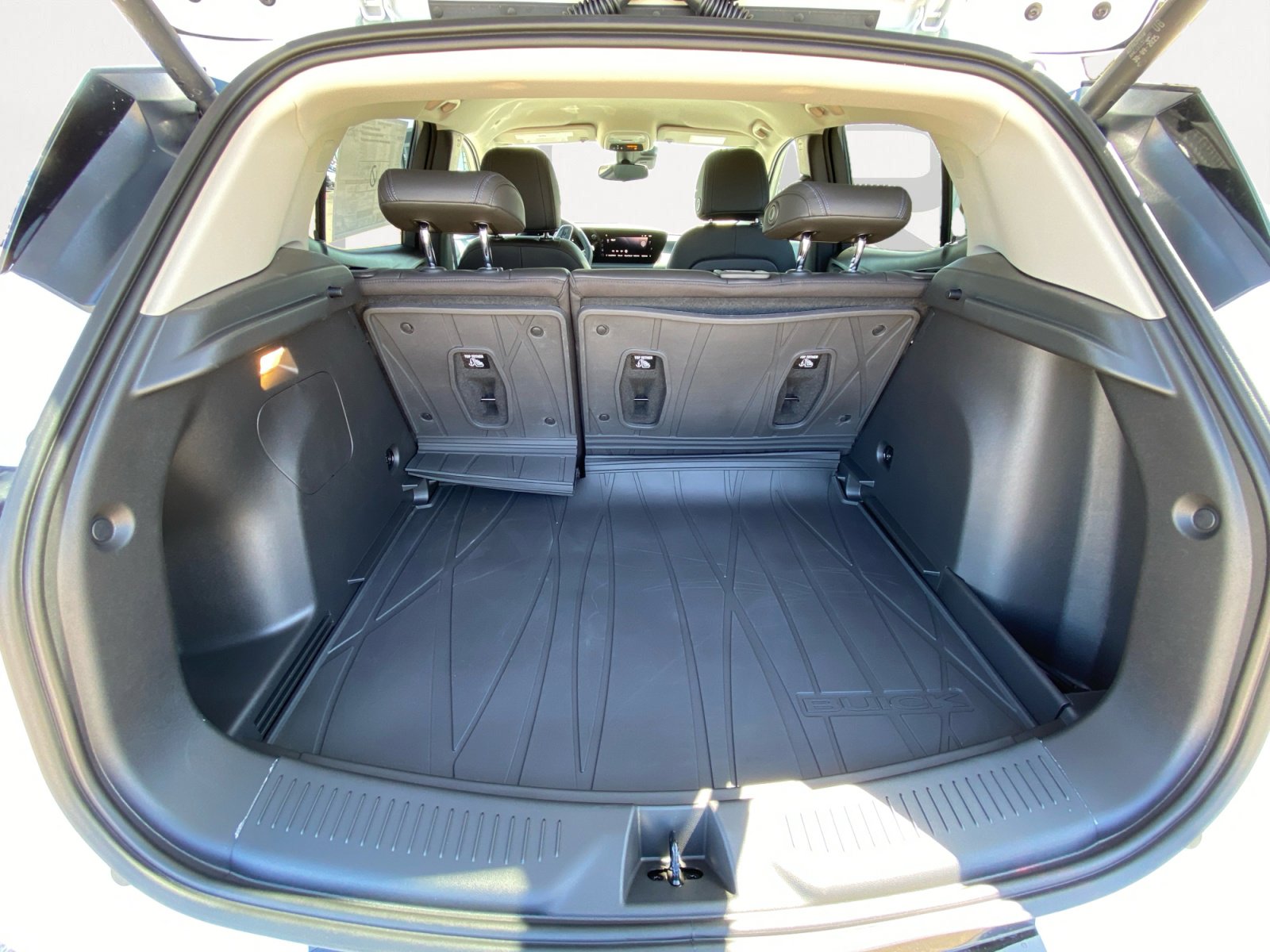 New 2026 Buick Encore GX Sport Touring w/ Advanced Technology Package FWD image 12