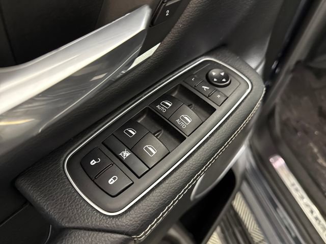 Used 2020 RAM 1500 Laramie w/ Sport Appearance Package image 23